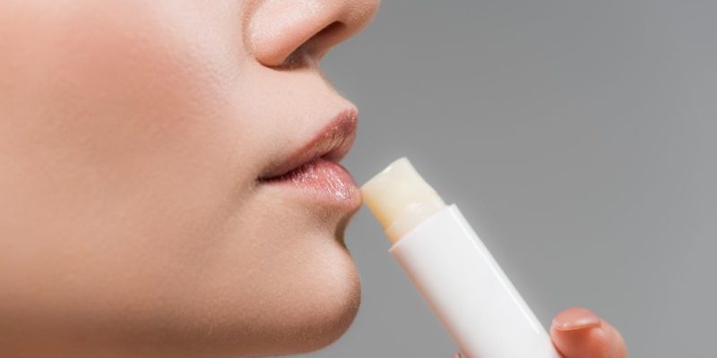 Descubre los Beneficios Del Bálsamo Labial Con CBD | CBDonia